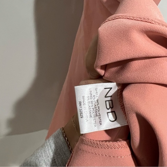 NWT Revolve x NBD Leo Blush Mini Halter Dress - Picture 8 of 11